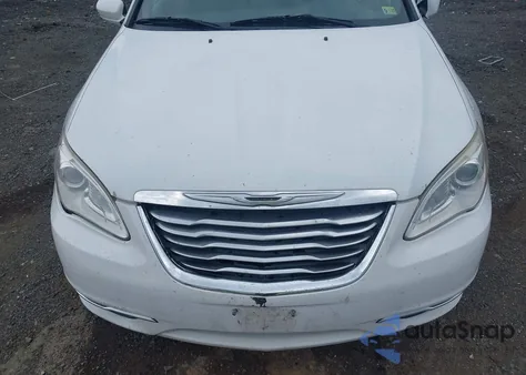 2013 Chrysler 200 Touring from USA, damaged, VIN 1C3CCBBG3DN678040